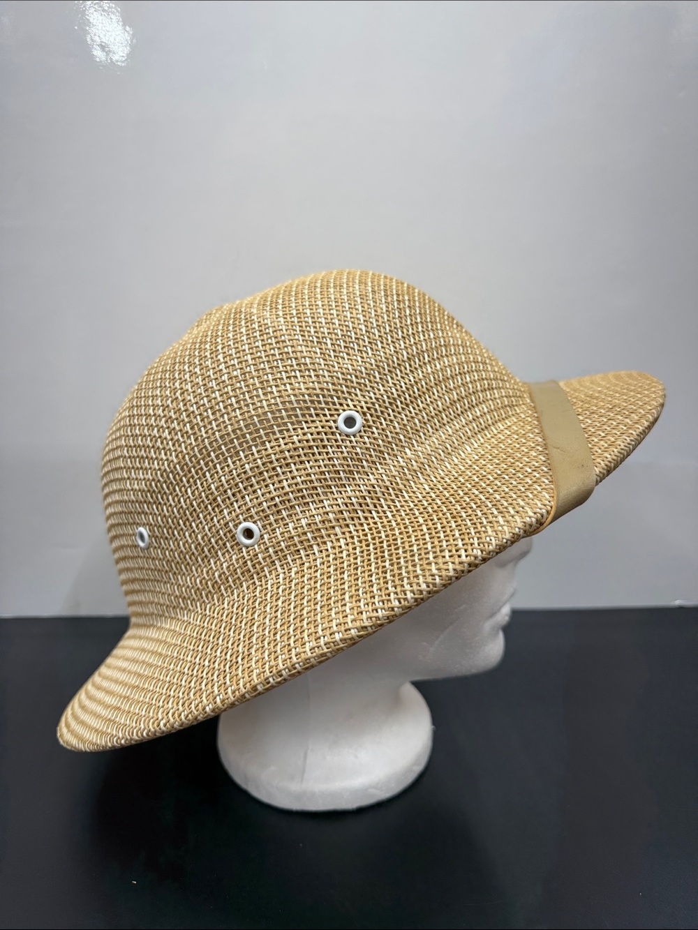 Vintage Magill USA Woven Straw Sun Hat - Natural - Picture 2 of 7